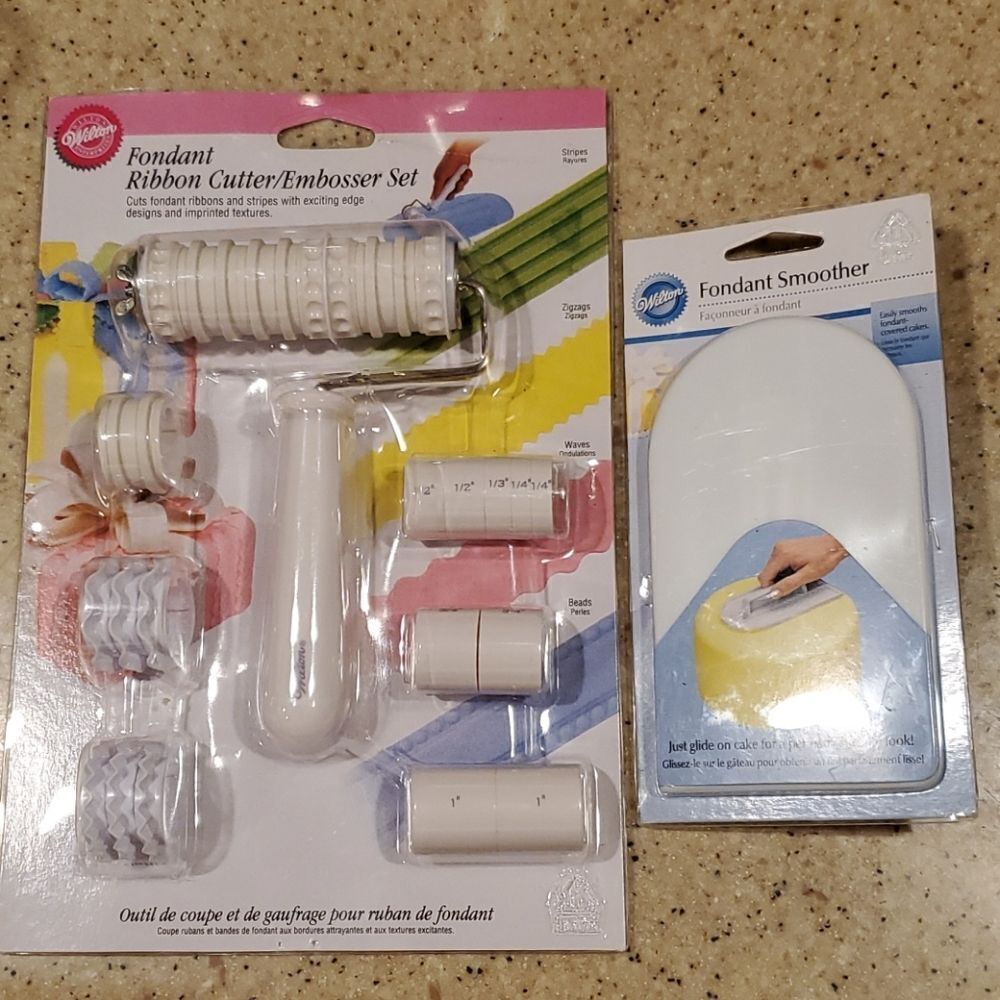 Wilson Fondant Ribbon Cutter Embosser Set Smoother